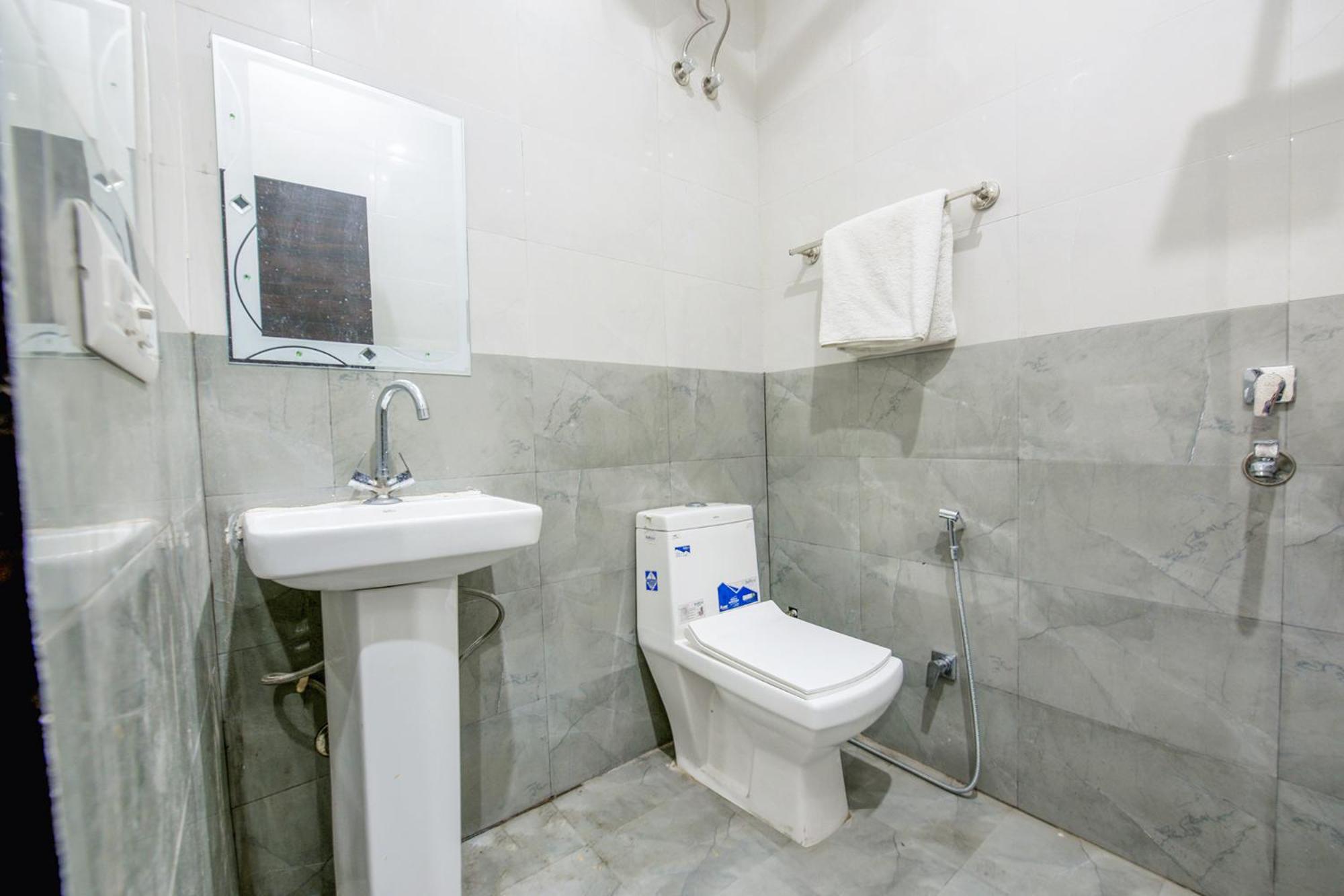 Fabhotel Royal Regency I Лудхіяна Екстер'єр фото